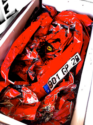 Illustration for article titled Turn a crashed Ferrari into a coffee table